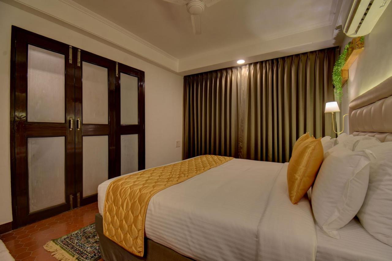 Elite Hotel Lonavala Esterno foto