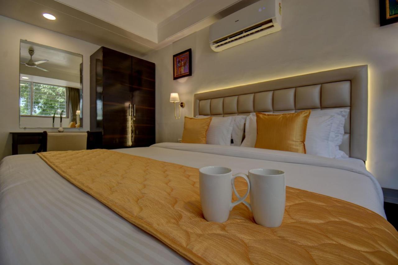 Elite Hotel Lonavala Esterno foto